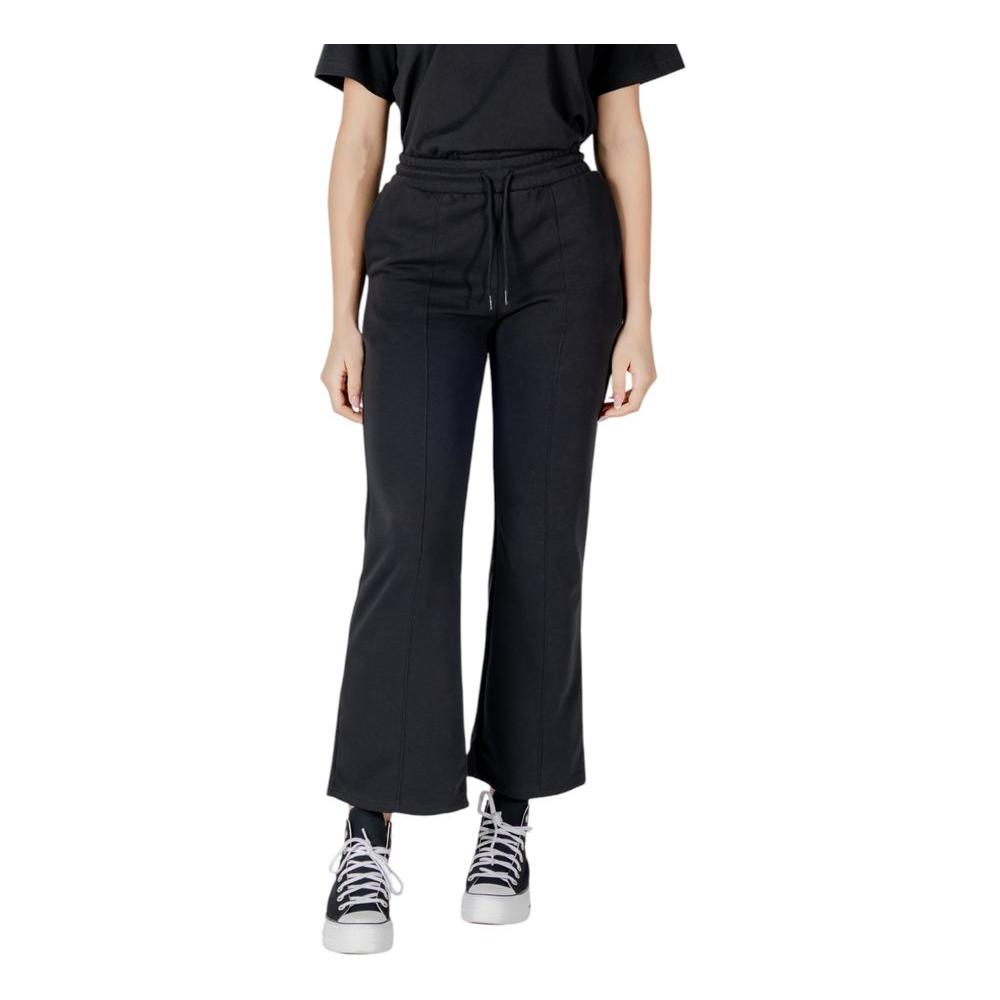 Converse Black Cotton Jeans & Pant
