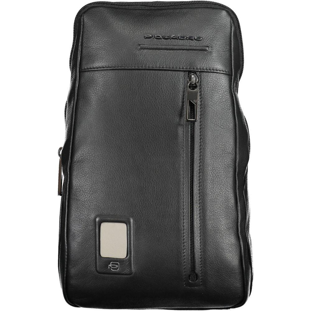 Piquadro black leather men’s shoulder bag with zipper, compact design, and sleek finish, perfect for modern style and functionality.
