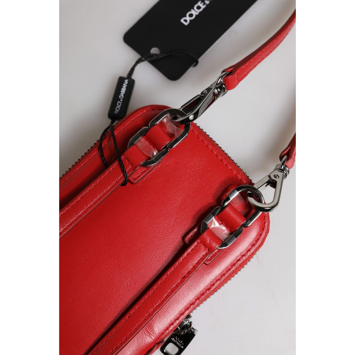 Dolce & Gabbana Red Leather Purse Phone Sling Crossbody Neck Strap Bag Dolce & Gabbana