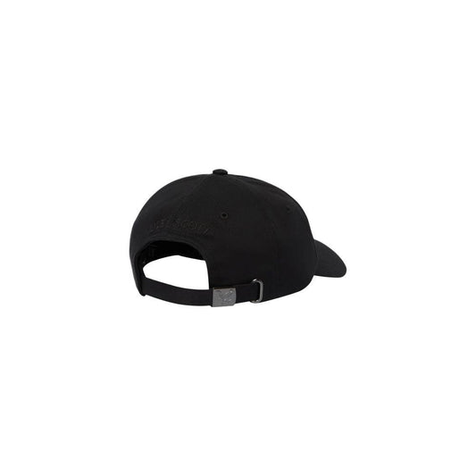 Back view of Lyle & Scott black cotton cap with adjustable strap and visor, showcasing classic design and logo detailing.