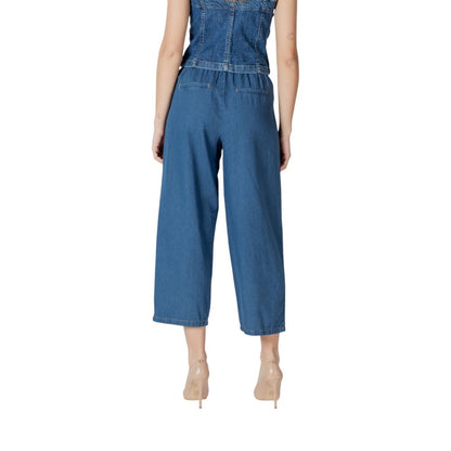 ICHI Blue Cotton Cropped Jeans 1728,71956299936,Blue,Clothing,Cropped Jeans - Jeans Denim - Clothing,ICHI,IT36|XXS,IT38|XS,IT40|S,Jeans Denim - Clothing,New with tags,Women